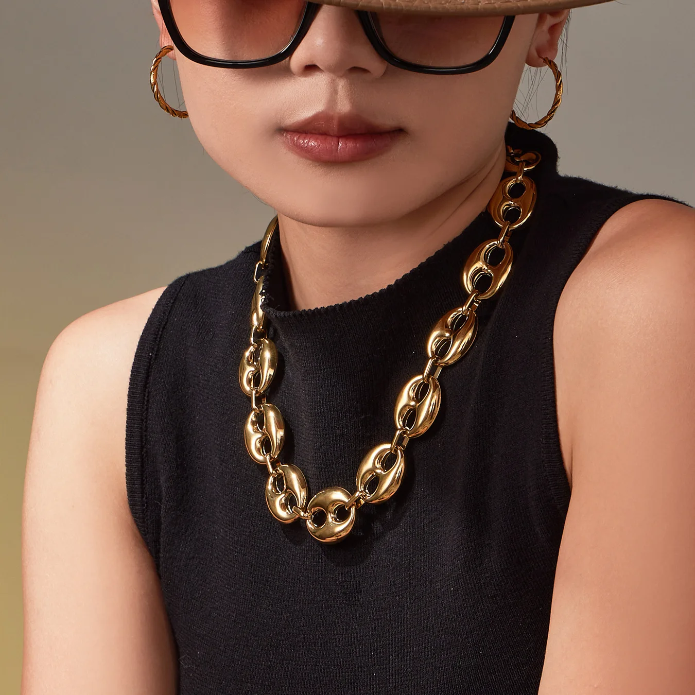 Thumbnail 2 - #25 Trending Statement Jewelry Sets Right Now