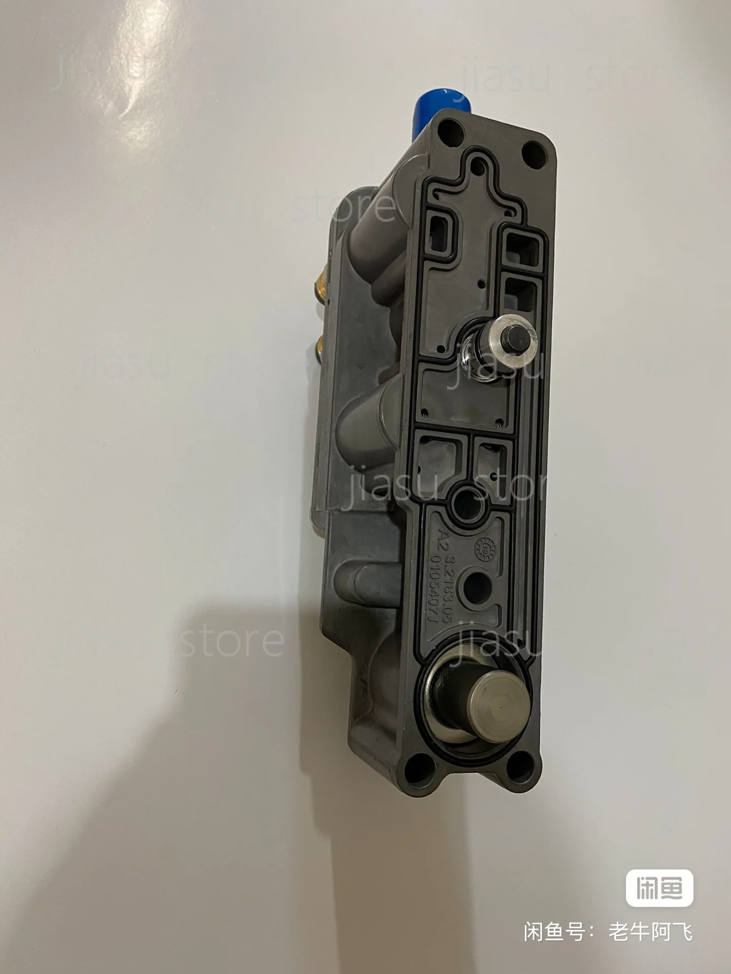 

Truck Auto Spare Parts OEM 0501219311 Solenoid Valve 81325506016