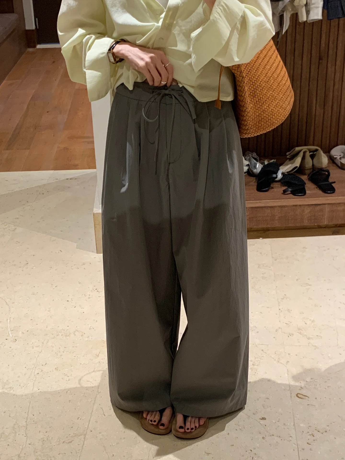 

Gray Belted Wide Leg Casual Pants Women's High Waist Pear Shape Drapey Loose Fit Summer New Retro Style Korean Fashion