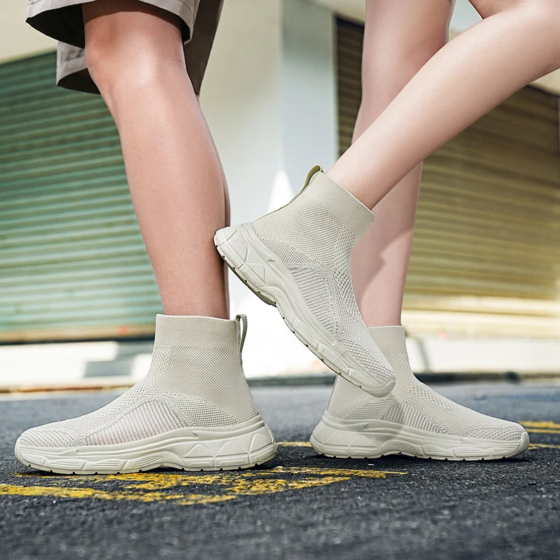 

Classic Black High Top Sneakers Men Women Lightweight Socks Couple Casual Sneakers Knit Breathable Slip-on Men's Running Shoes