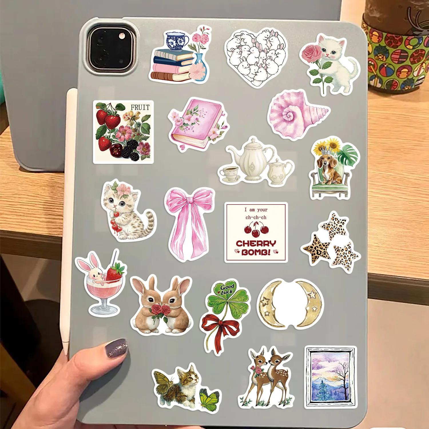 50 قطعة من ملصقات Pinterest الجمالية لتزيين الأزياء Harajuku للكمبيوتر المحمول والأمتعة الإبداعية على الحائط ديكور ملابس الشارع الشهير ملصق إبداعي