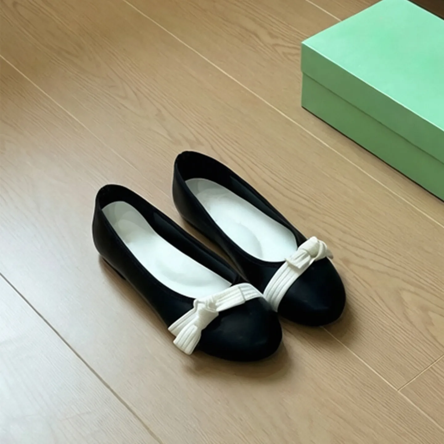 Retro Heiress~Comfortable Invisible Lift Bow Mary Jane Shoes, 2026 Summer New Shallow-Depth Flats