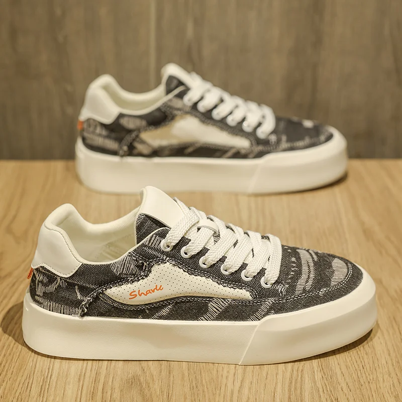 

2025 Spring New Rubber-Plastic Sole Casual Board Sneakers for Outdoor Sports - Comfortable, Soft, Slip-Resistant, Durable, and T