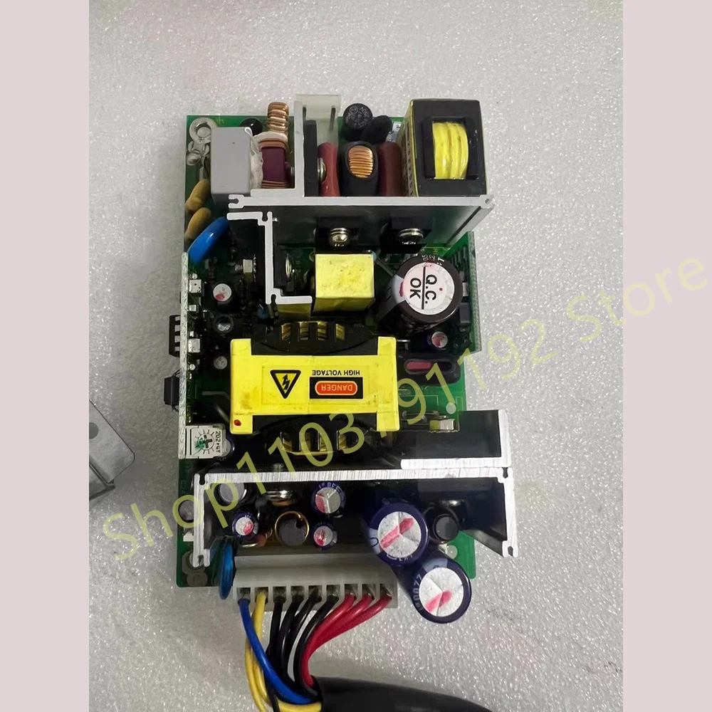 130 واط مصدر الطاقة الصناعية في الماكينة تحويل التيار الكهربائي SNP-Z101