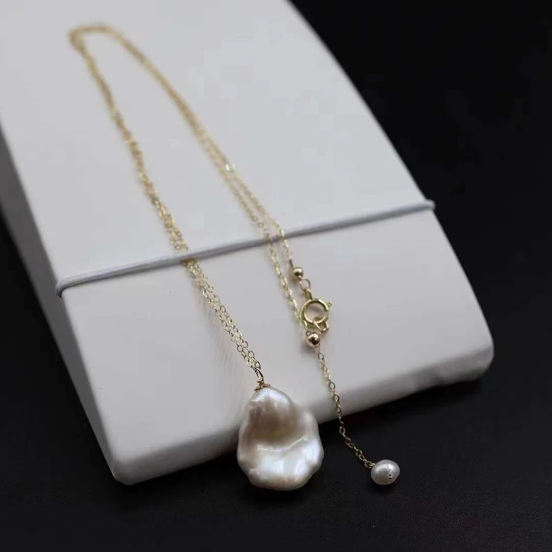 SGARIT New 14K Gold Filled Small Scallop Pearl Pendant Necklace Natural Baroque Freshwater Pearl Woman Necklace for Party Gift