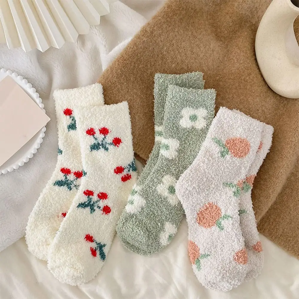 

Comfortable Thickened Coral Fleece Socks Flower Strawberry Sleeping Floor Socks Winter Hosiery Warm Socks Women Autumn