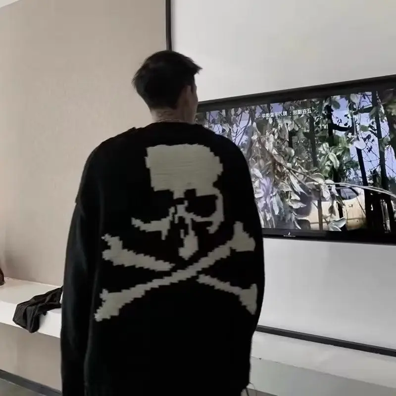 Ripped Hole Skull Print Men Long Sleeve Sweaters Fall Winter Keep Warm Highstreet Hip Hop Loose Clothing Unisex Halloween Daily