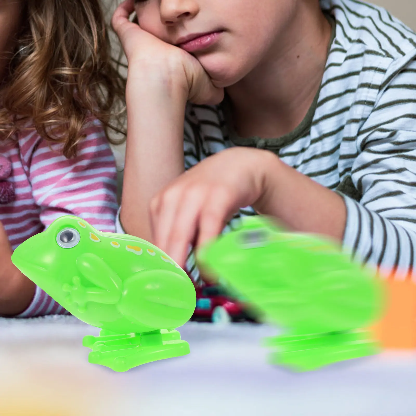 5 szt. Nakręcane żaby, zwierzątka nakręcane, kreatywne, rozwijające umiejętności motoryczne, zabawki do skakania dla dzieci, do zabawy wewnątrz i na zewnątrz.