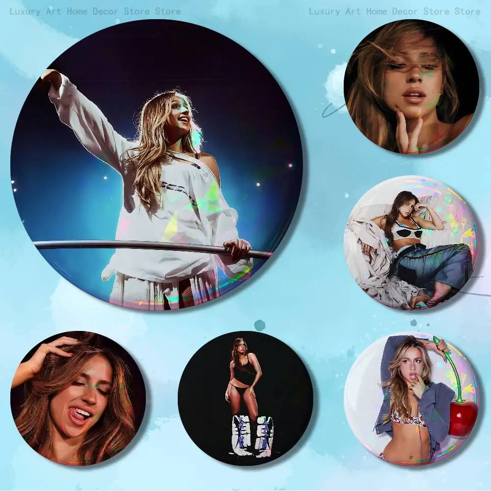 

T-Tate M-McRae Singer Pins 58mm Cute Cartoon Badge Handmade Brooches for Backpack Accessories