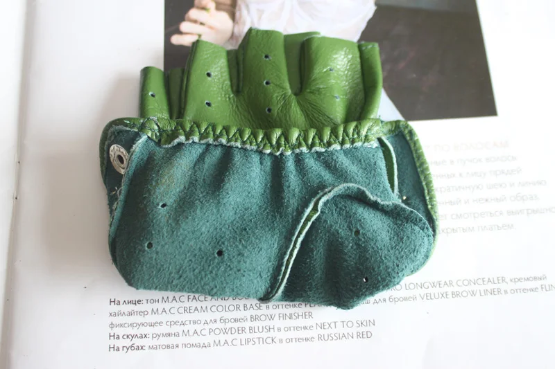 New Women's Sheepskin Half Finger Gloves Thin Style Unlined Rivet Style Colored Genuine Leather Driving Gloves