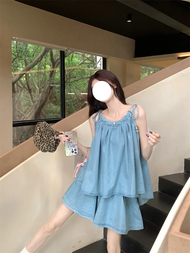 夏の甘辛デニムホルターネックトップとワイドレッグジーンズ レディースファッションセット トレンドのツーピースセット ポリエステル