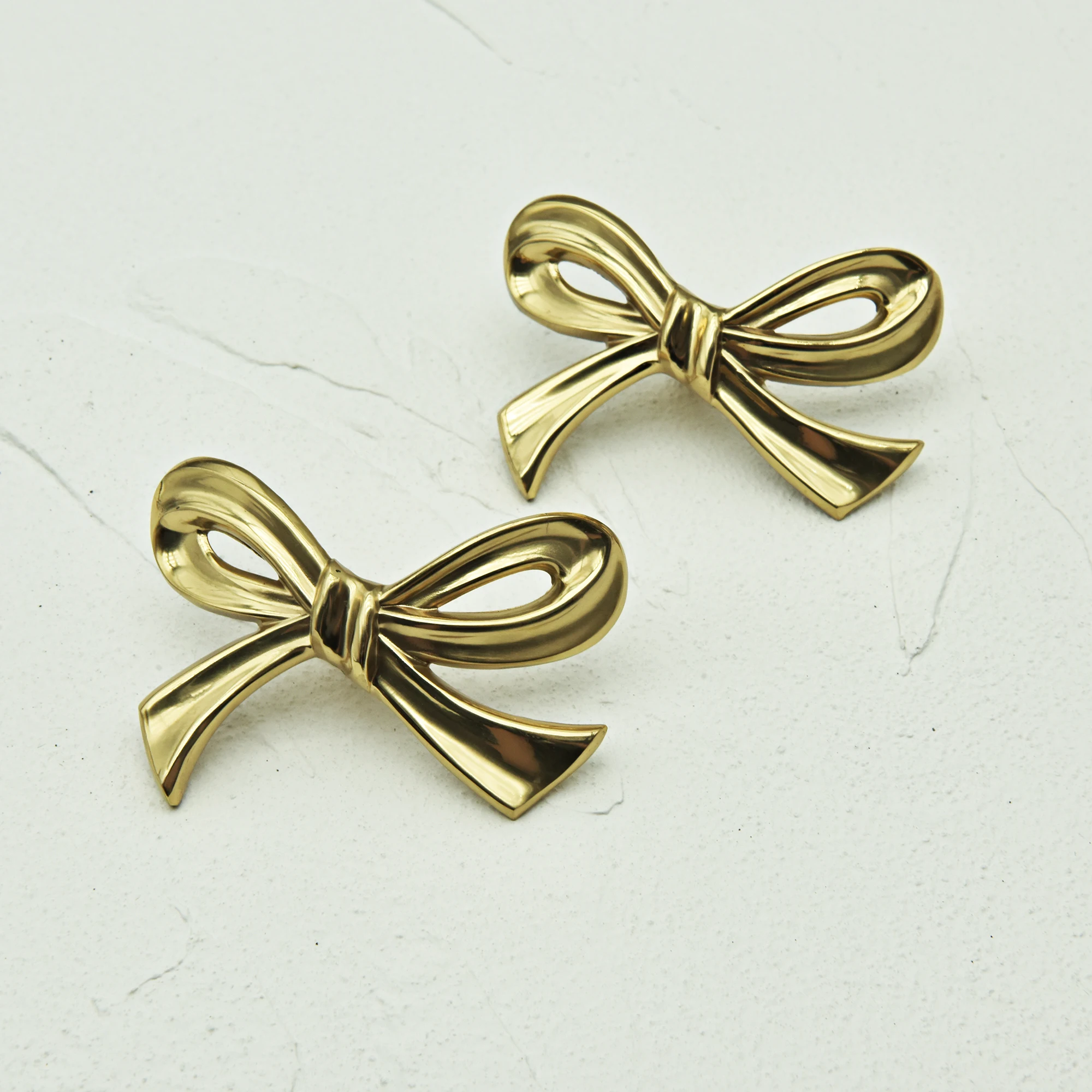 French Brass Bowknot Cabinet Handles Decor Wardrobe Dresser Pulls Creative Gold Drawer Knobs for Kids Kitchen Accessories