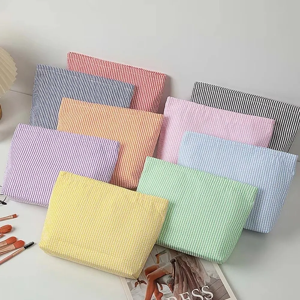 Fashion Bubble Gauze Makeup Bag Large Capacity Embroidered Striped Women Handbag Cosmetic Bag Travel Organizer