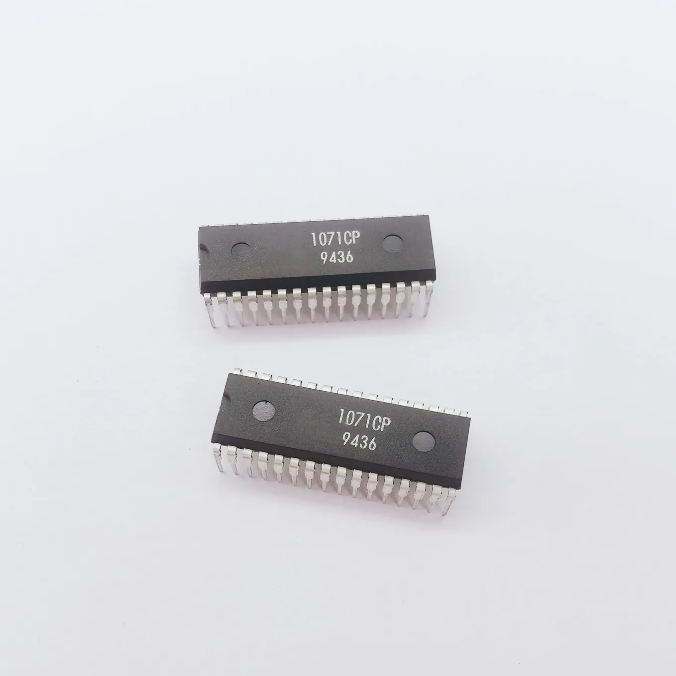 

Original New 100% XR1071CP XR1071 DIP16 Audio Power Accessories