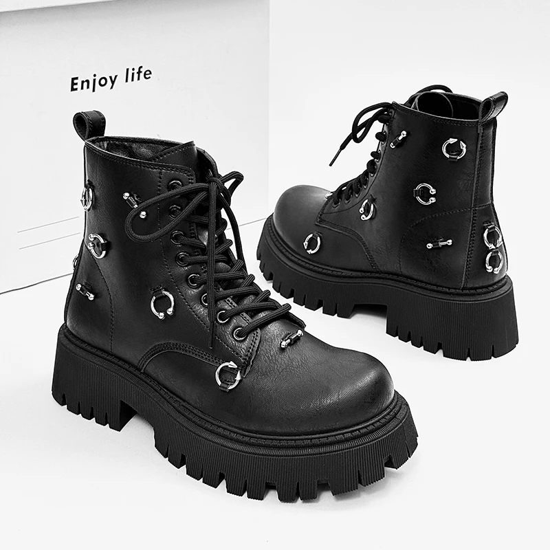 

Streetwear Black Men's Motorcycle Boots British Style Leather Ankle Boots For Men Punk Design Platform High Top Bikers Shoes Man