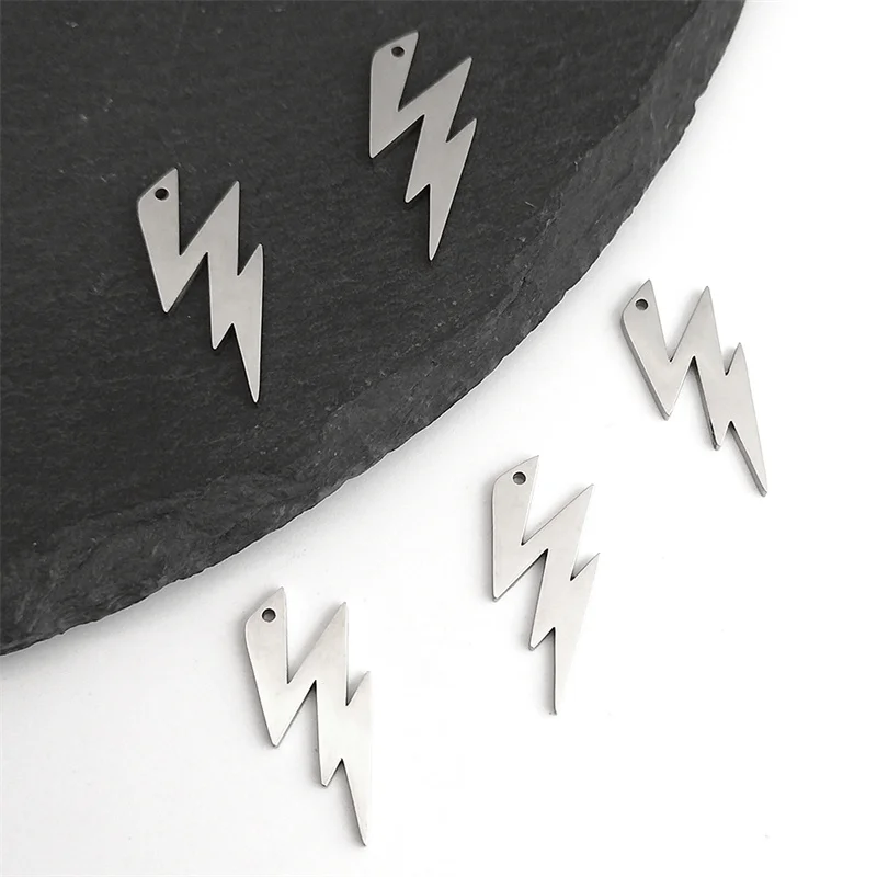 Stainless Steel Hiphop Lightning Shape Charm Pendant for Necklace Men/Boy Silver Color Fasion Diy Jewelry Making breloques 1700