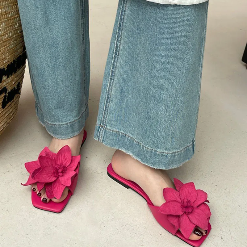 

2024 Summer Red New Brand Women Slipper Fashion Big Flower Ladies Eelegant Sandal Shoes Flat Heel Outdoor Beach Slides Sho