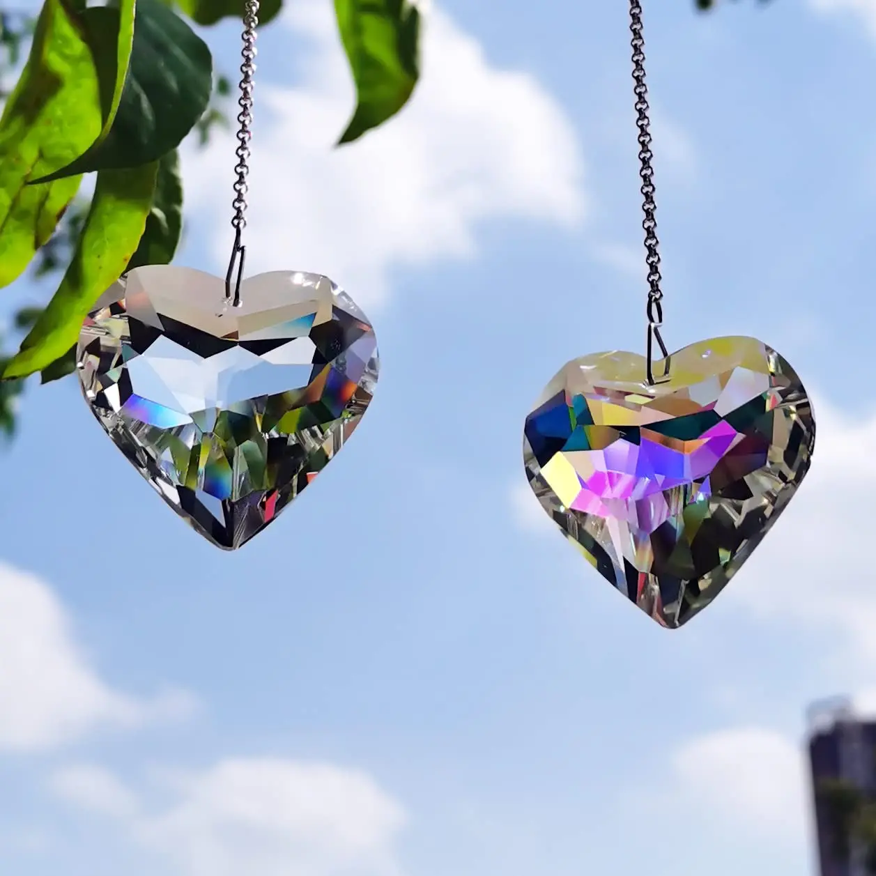 

1Pc 45mm Heart Crystal Sun Catcher Prisms Hanging Suncatchers Glass Prism Rainbow Maker for Windows Balcony Kitchen Garden Decor