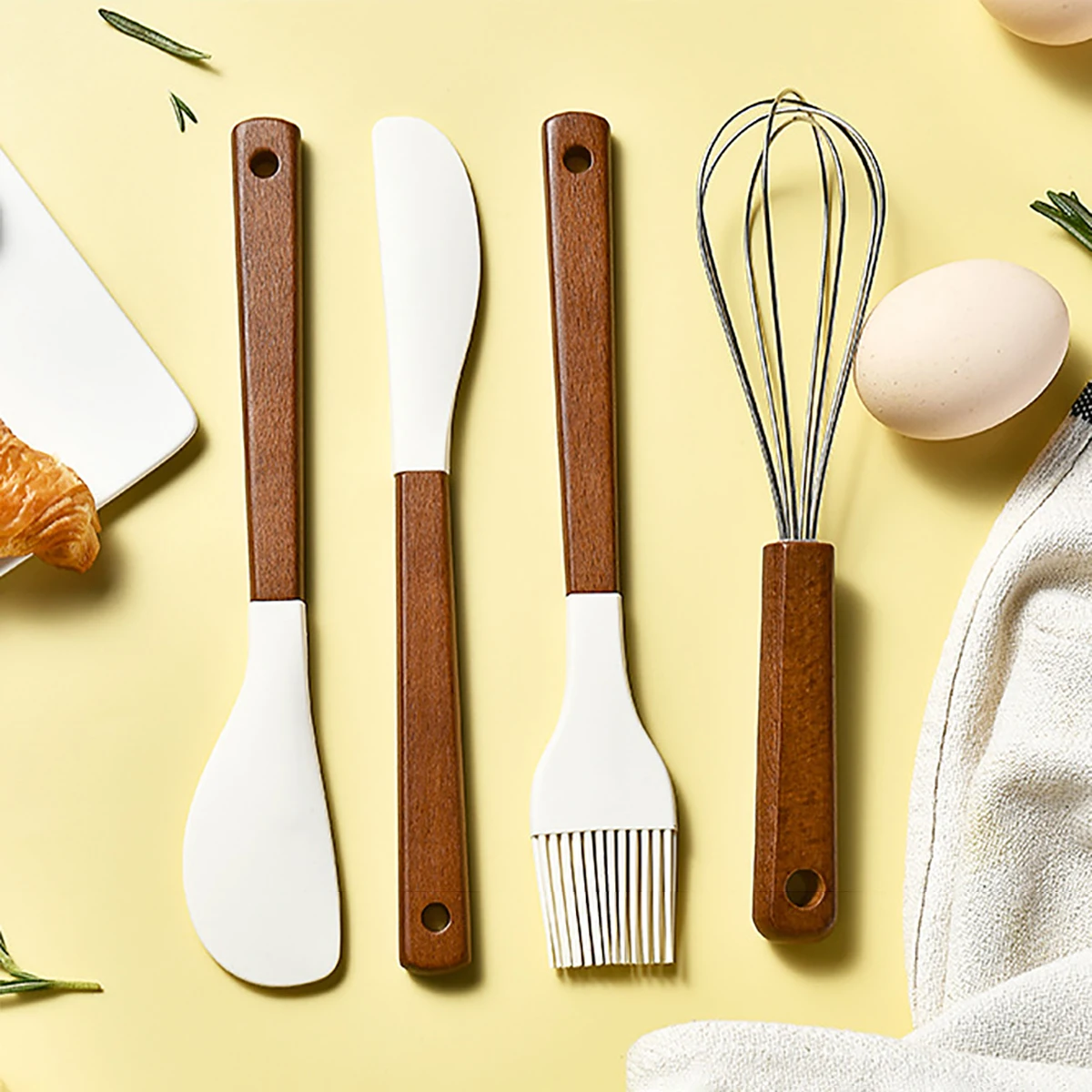 

4 шт., силиконовый набор инструментов для приготовления пищи с деревянной ручкой, лопаточка для крема для торта, скребок для выпечки хлеба и масла, венчик для яиц, набор кухонных гаджетов