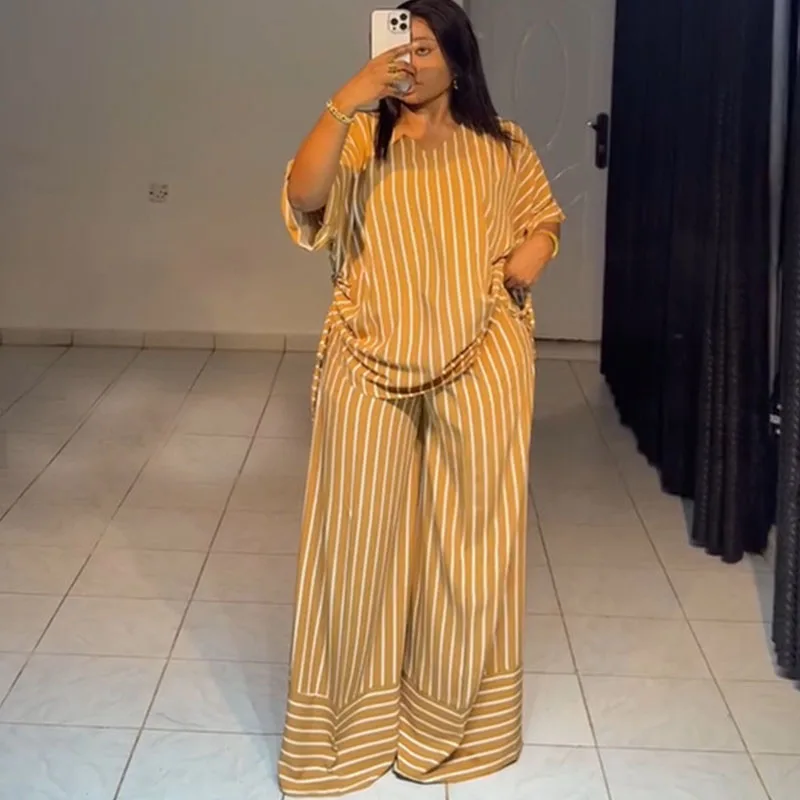 

Doyerl Полосатый принт Комплект из 2 предметов Женская одежда Повседневная свободная футболка с v-образным вырезом Топ и прямые широкие брюки Одинаковые комплекты наряда