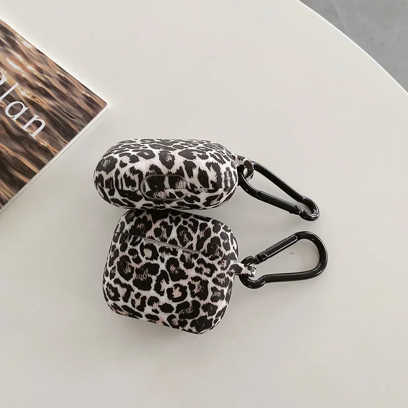 Nueva funda para auriculares con estampado de leopardo para Apple Airpods 4, funda protectora de silicona con gancho para Airpods Pro 2 1, carcasa de tercera generación
