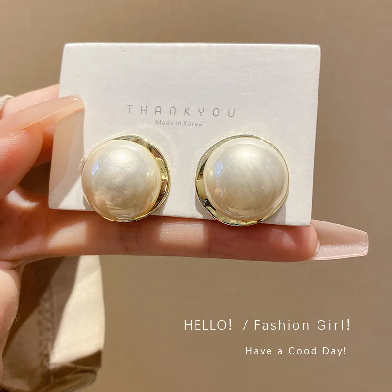 Retro Pearl Stud Earrings Large Cream Pearl With Gold Plated Half Frame Elegant Jewelry Gifts For Women Daily Party Wear