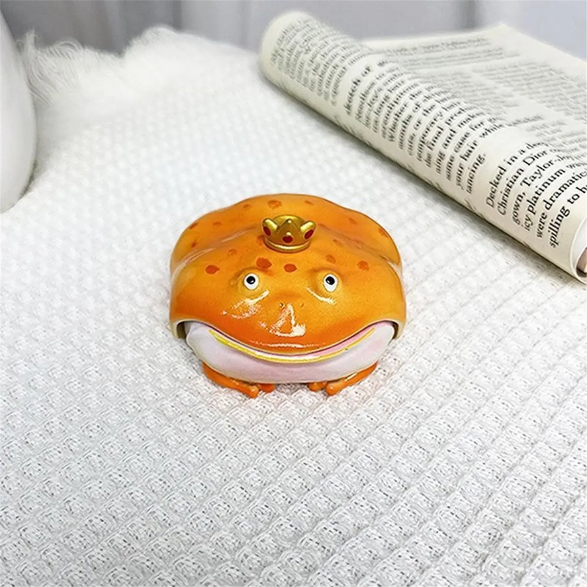 

Чехол для наушников A41T Golden Toad, защитный чехол в виде уродливой лягушки, креативный, противоударный, от царапин, забавный подарок, для Airpods Pro3 Crown