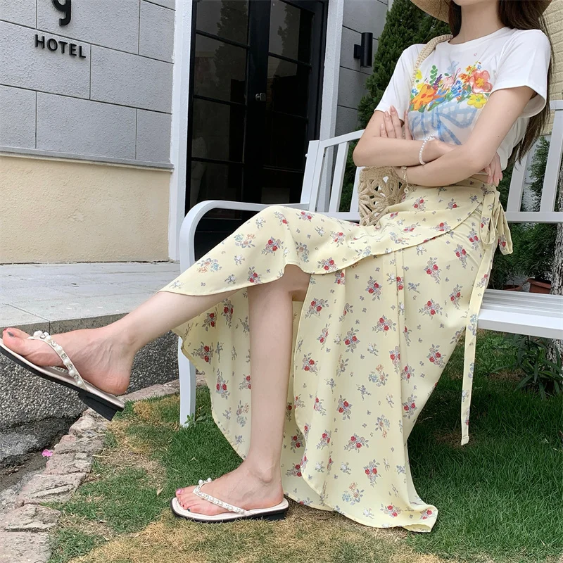 Retro Print Belted Halter Neck Midi Dress Women's Beach Sunscreen Wrap Skirt Ethnic High Waist Slimming One-Step Long Dress