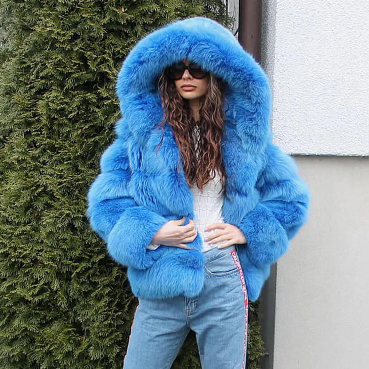 Neue Frauen Blau Echte Fuchs Pelz Mäntel Mode Kausalen Natürliche Fell Kapuze Jacken Weibliche Winter Warme Echt Fox Pelz Dicken Outercoat