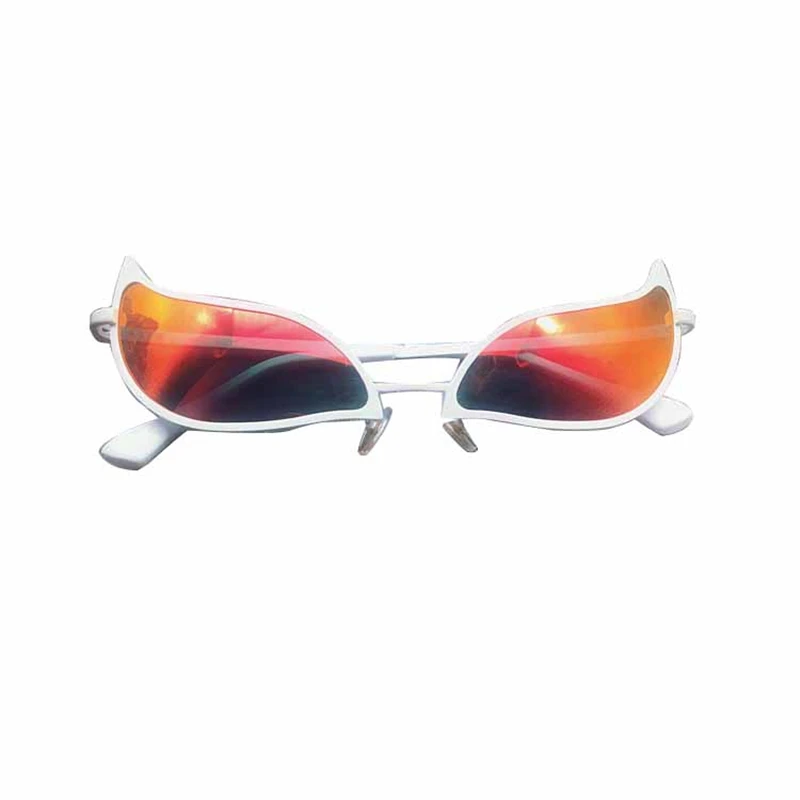 2022 Donquixote Doflamingo Cosplay Glasses Anime Metal Cat Eye Sunglasses for Women Men Funny Christmas Gift Party Props