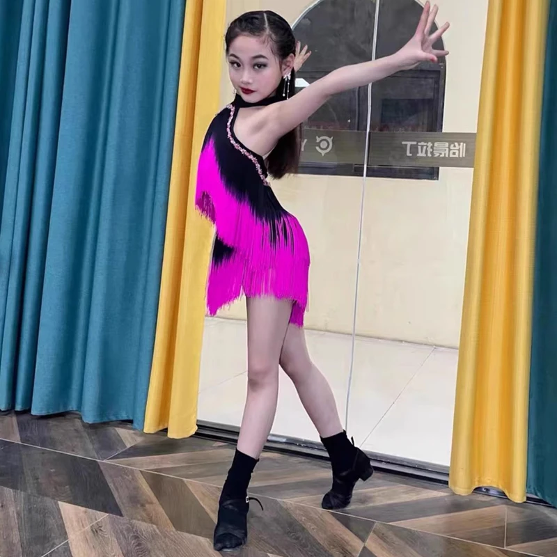 กระโปรงเด็ก Latin Ballroom Tango Dancewear ใหม่สีชมพูสีดํา Latin Fringes เต้นรําเครื่องแต่งกายหญิงละตินพู่ชุด