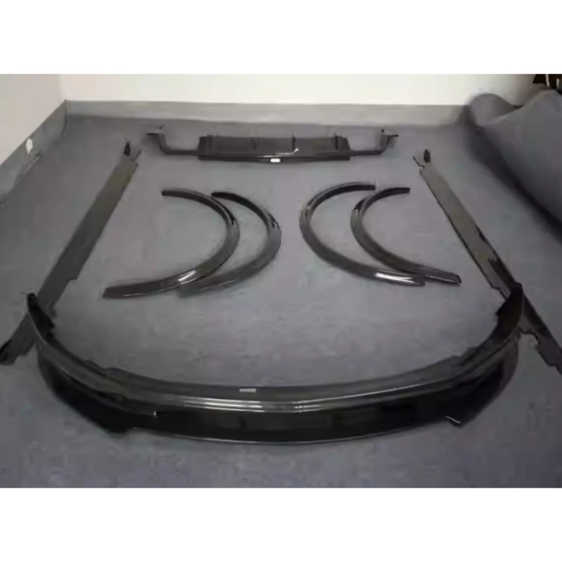 

Углеродное волокно, передняя и задняя губа, боковая юбка, колесо для бровей для Cadillac XT5, модифицированный спортивный комплект кузова, автомобильные аксессуары