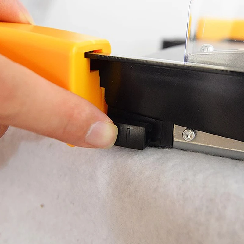 U-DC32 household paper cutter stainless steel office A4 paper cutter business card photo cutter book paper cutter