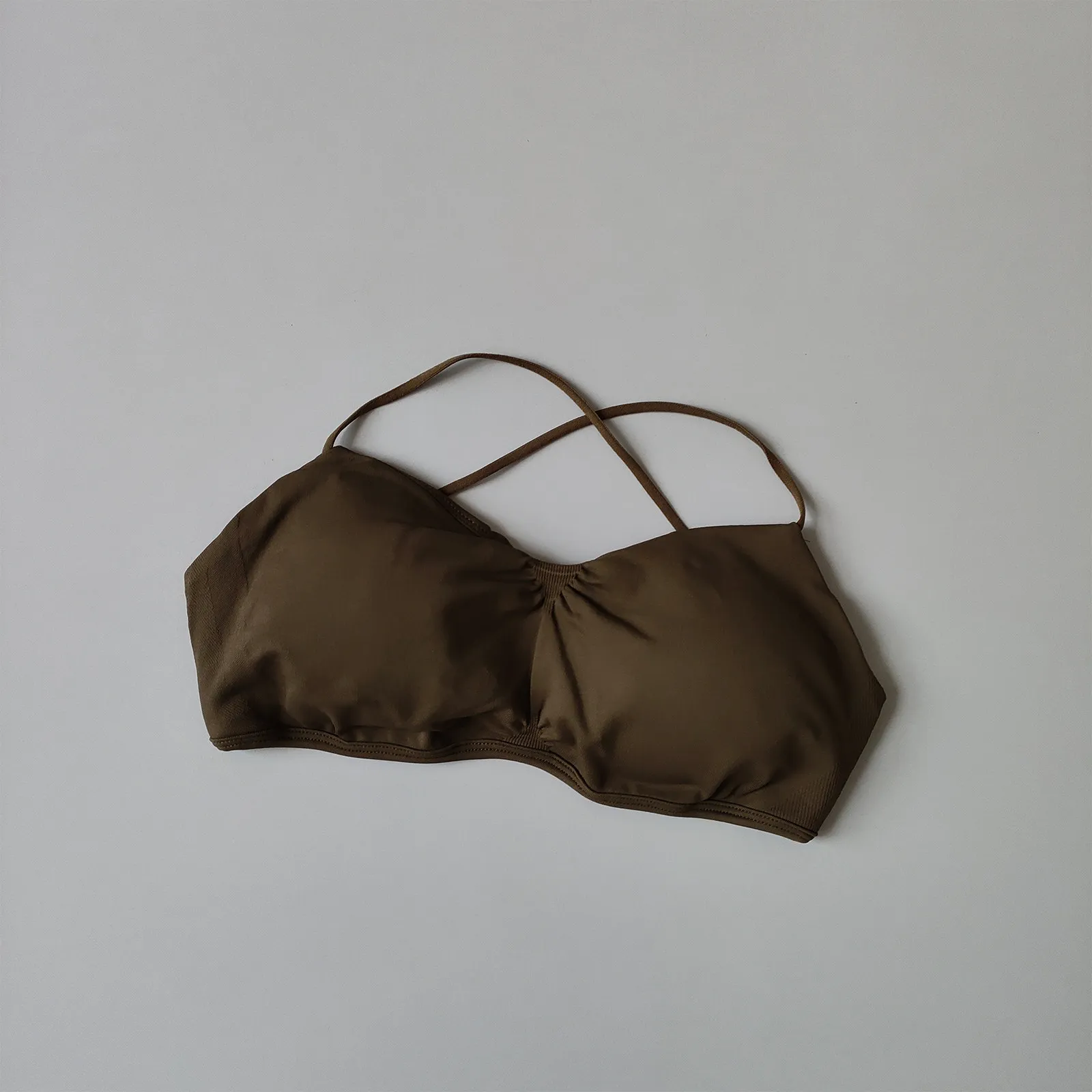 Nahtloser Sling-BH für Damen, dünne Schulterträger, Fitness-Sport-Yoga-Bekleidung mit Brustpolster, Pilates-Unterwäsche, Trainingskleidung – Detail 5