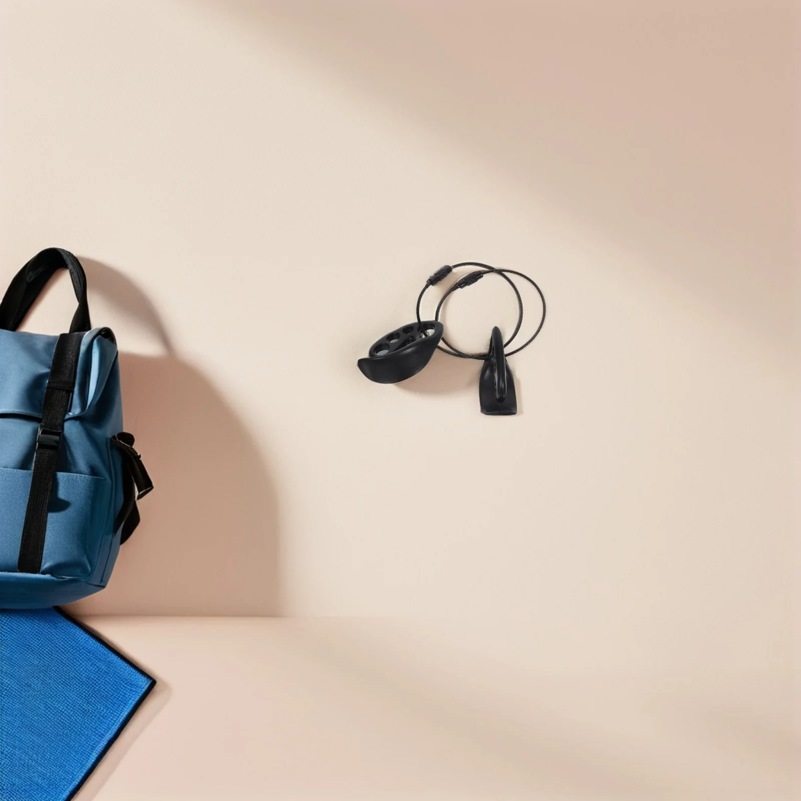 

5Pcs Sports Flying Disc Clips Lightweight Portable Outdoor Disc Carrier Plastic Clamp Quick Installation Weather Resistant