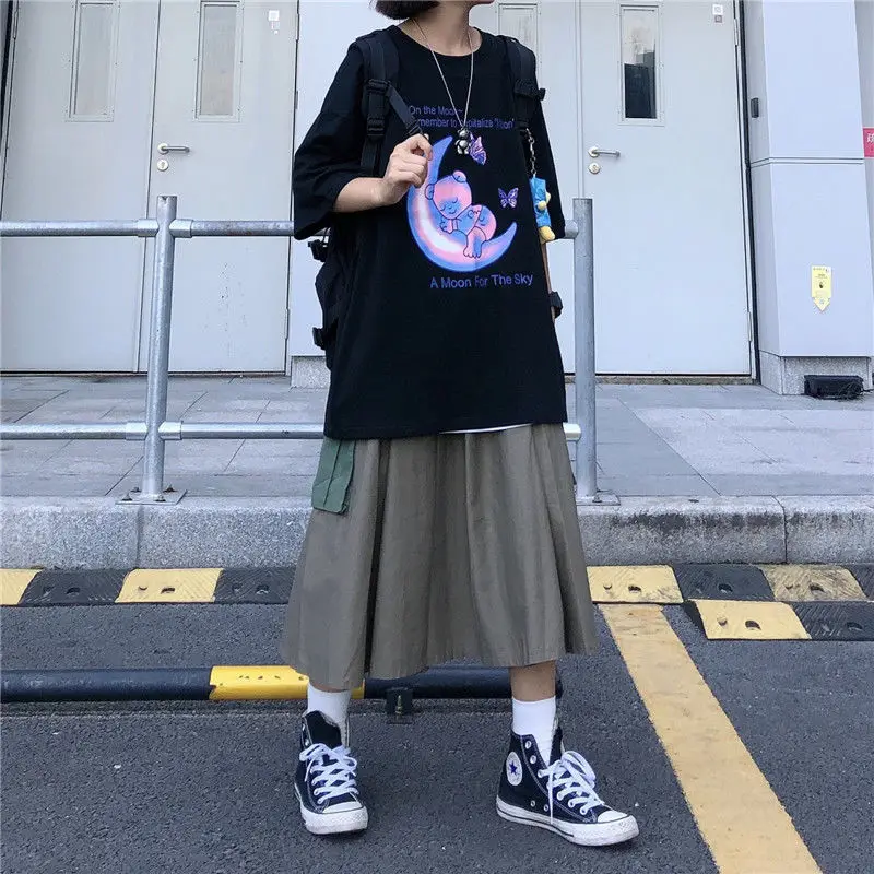 2022 الصيف Kawaii Y2k المرأة تي شيرت القمر الدب تي شيرت مطبوع تي شيرت على طراز هاراجوكو قصيرة لطيف الأكمام تي شيرت فتاة القوطية المحاصيل