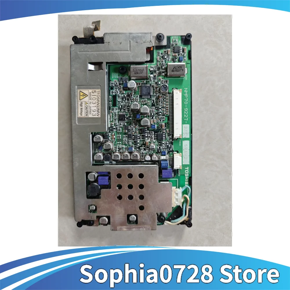 

Оригинальный TFD58W22MW TFD58W26MW TFD58W29MW TFD58W30MM TFD58W03-MM2 TFD58W03 NMP70-88378-315 для автомобильной GPS-навигации 5,8 дюйма