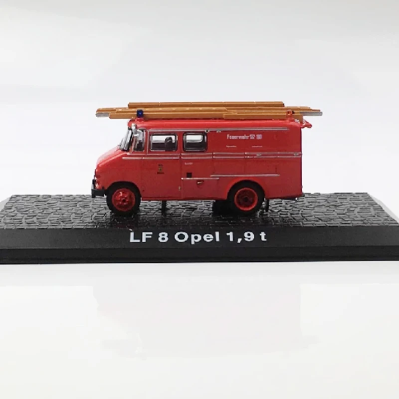 Diecast 1:72 Scale LF 8 Opel 1, 9 t Fire Truck Alloy Simulation Car Model Adult Classic Collection Gift Toys Static Display