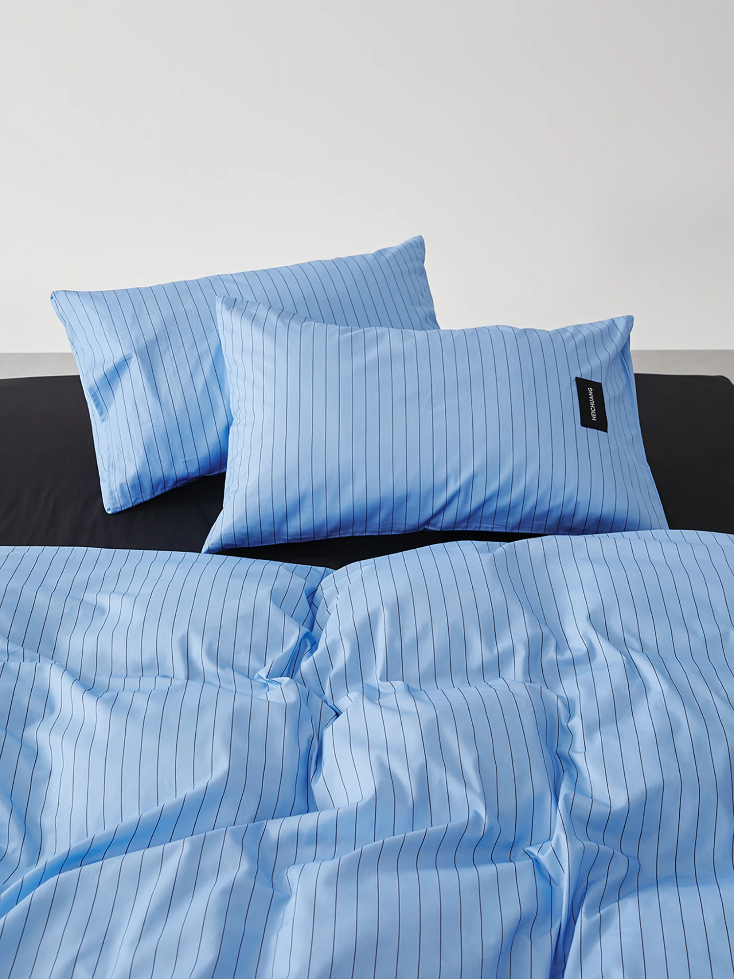 

YAKEHOME [No Melancholy] Nordic Designer Blue Tone Striped Four-piece Cotton Pure Cotton Sheet