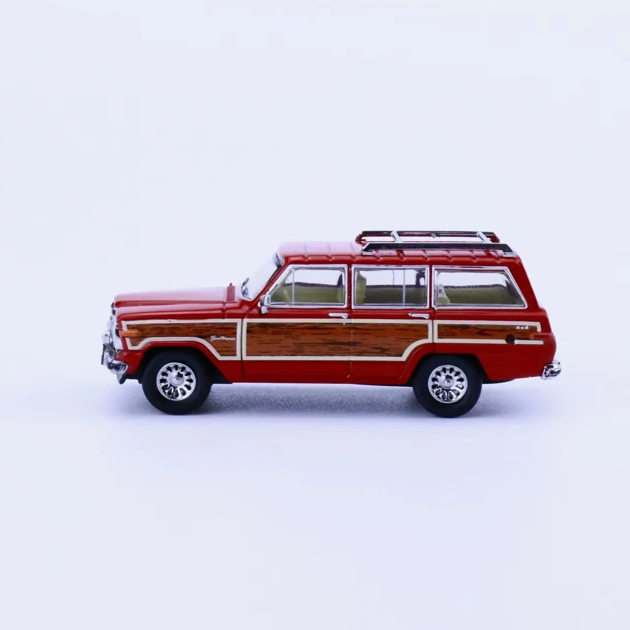 596 1:64 Wagoneer SUV station Wagon Alloy car model - in stock