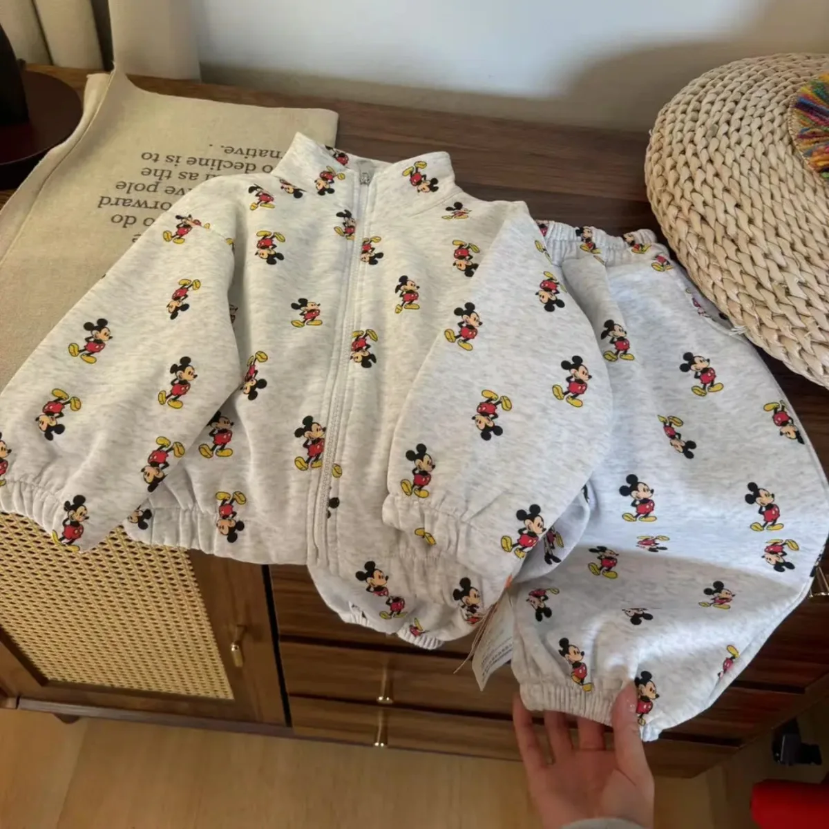 Boys Girls Autumn N… - image