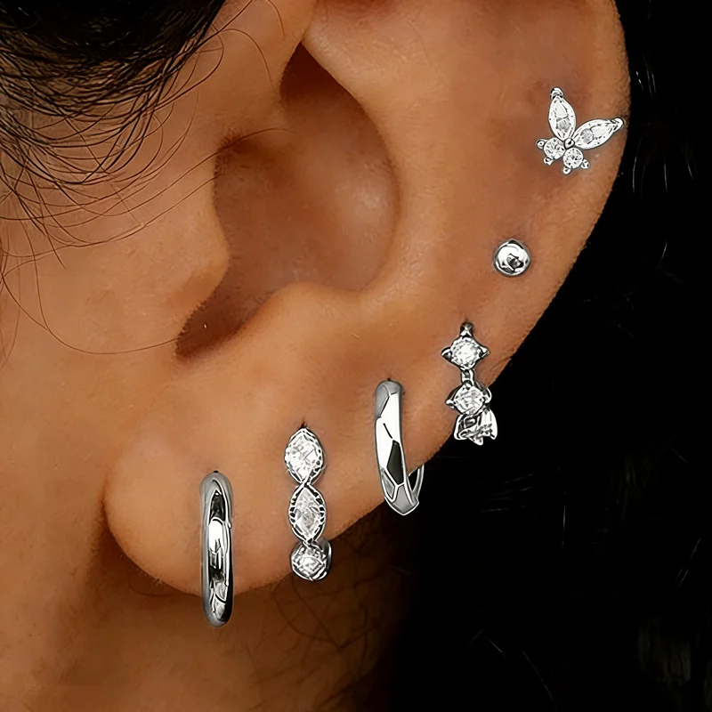 6-teiliges glänzendes Kristall-Huggie-Ohrring-Set für Damen, Tragus-Helix-Schmuck, Schmetterlings-Knorpel-Ohrstecker, Großpackung für Ohrläppchen-Piercings