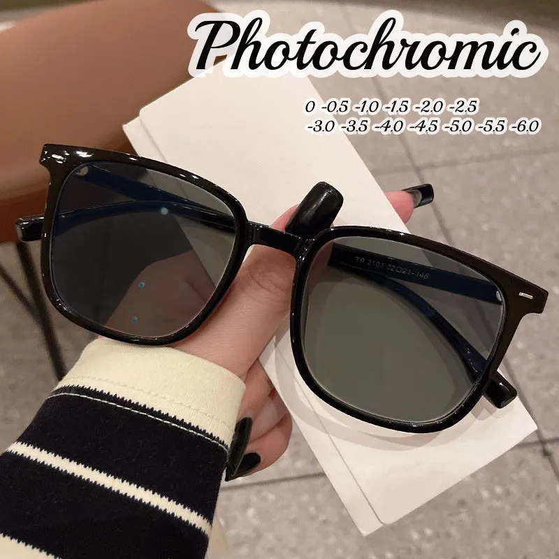 

Ladies Square Photochromic Myopia Glasses Men Color Changing Near-sighted Eyeglasses Retro Optical Eyewear with Diopter 0~-6.0