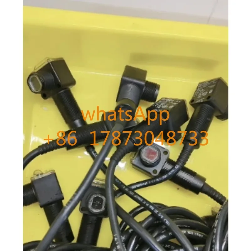 Фотоэлектрический датчик 42EF-P2SFB-A2