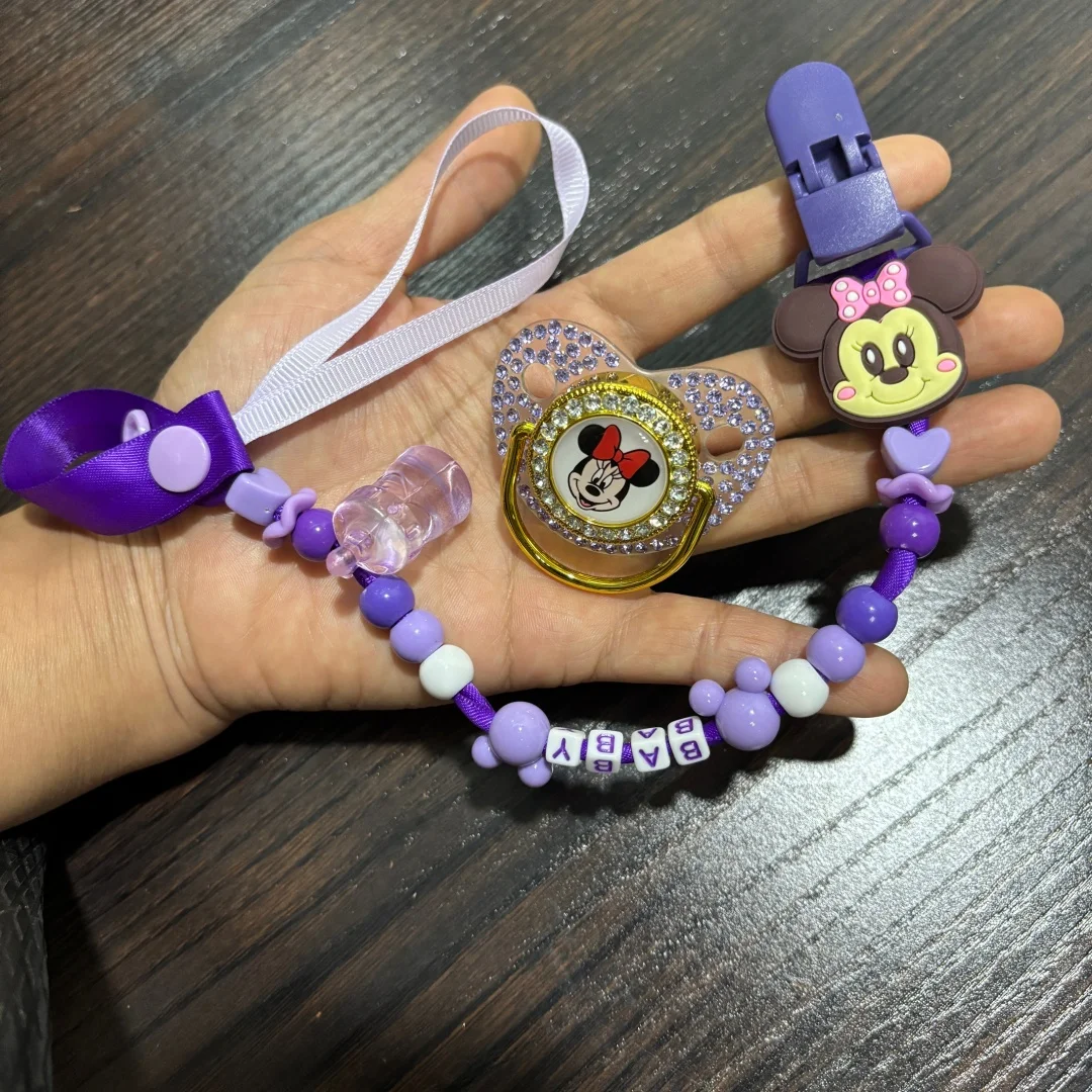 

Fashion Cute Realistic Baby Pacifier with Dustproof Cap & Secure Chain Clip Safe Silicone Soother for Baby Shower Gift