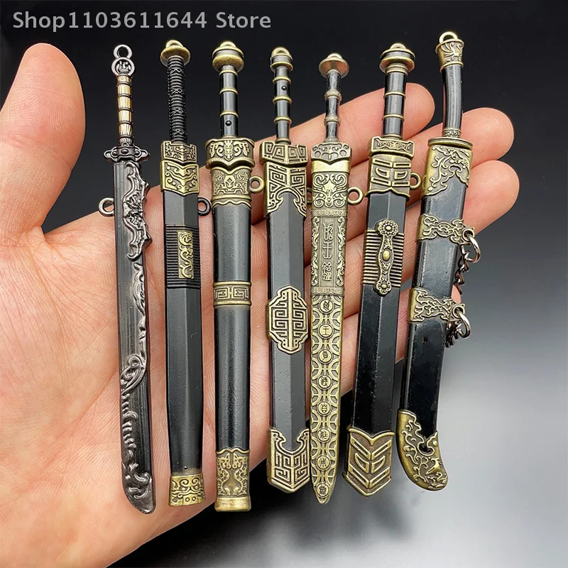 7PCS Models Of Metal Scabbard Of Famous Ancient Swords Keychain Small Unopened Blade Weapon Set Chinese Ancient Style Pendant