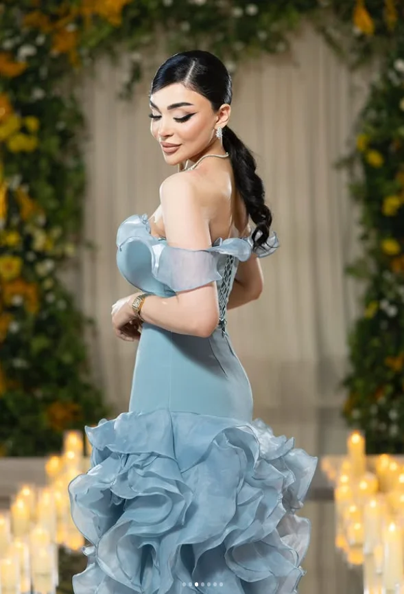 더스티 블루 롱 댄스 파티 드레스 오프 숄더 레이스 업 코르셋 맞춤형 프릴 스커트 이브닝 가운 복장 فساتين سهرات