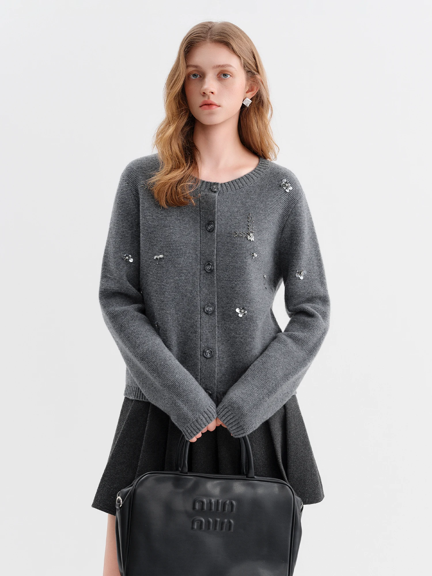 FSLE Vintage Delicate Beaded Embellishments Pure Wool Knit Women Sweater 2025 Winter New Arrival Simple Round neckline Cardigan