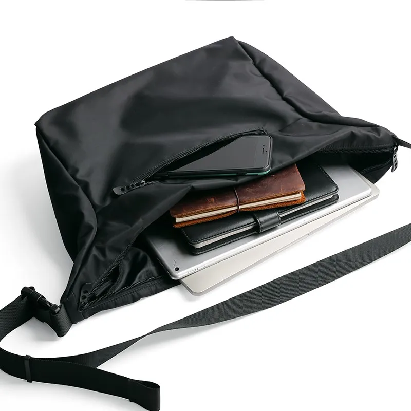 Men\'s Crossbody Fashion 12inch IPad Large Capacity Waterproof Nylon Cycling Travel Messenger Bags for Youth Phone Bags