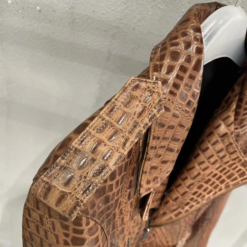 Jaqueta de couro genuíno com cinto, pele de carneiro real, imitação de crocodilo textura, gola virada para baixo, roupas, grand